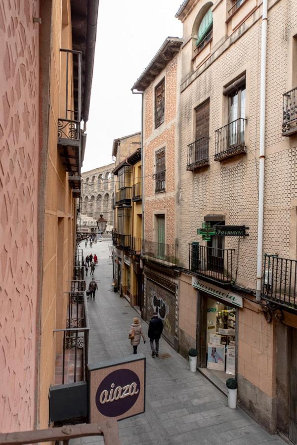 Vizcainos Home Away Segovia Eksteriør bilde